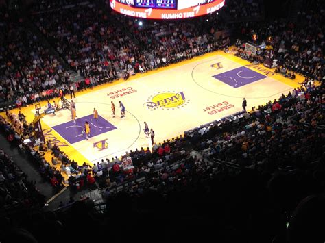 lakers game staples center